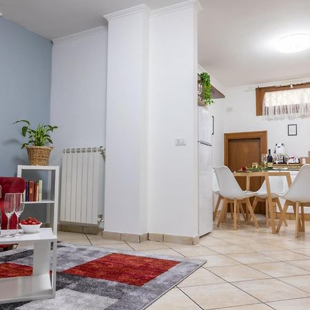 20 Min Aeroporto Fco - Casa Tranquilla Con Parcheggio Esterno Gratuito Acilia Exterior photo